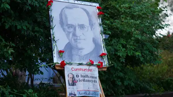 Uğur Mumcu 33. Yılında Ayvalık’ta Anıldı