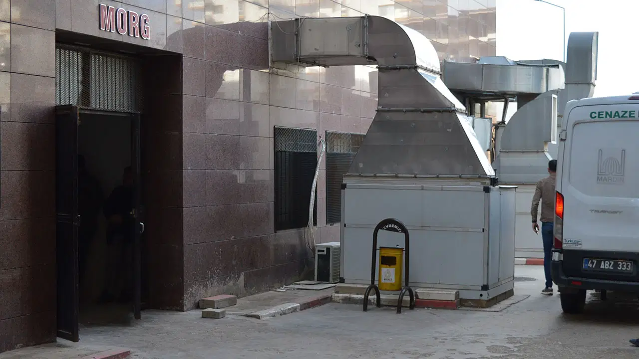 ELİF ÇELİK EVİNDE HAREKETSİZ BULUNDU: SORUŞTURMA BAŞLATILDI