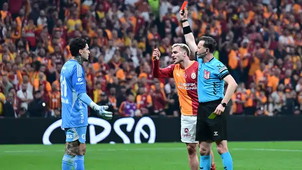 Fenerbahçe’de Deprem: Derbi Yenilgisi Sonrası Ayrılıklar ve Ceza Kararı