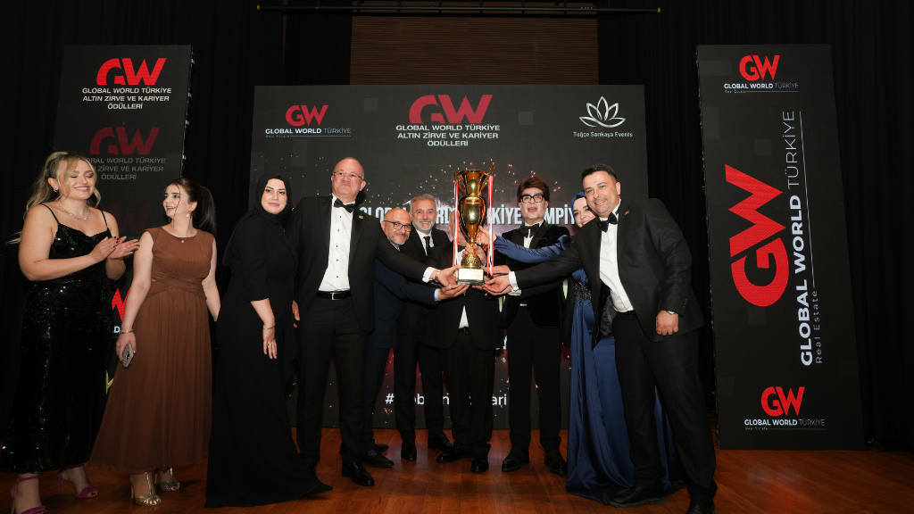 GLOBAL WORLD TÜRKİYE’YE PRESTİJLİ BAŞARI: FRANCHISE SEKTÖRÜNDE ZİRVE ÖDÜLÜ