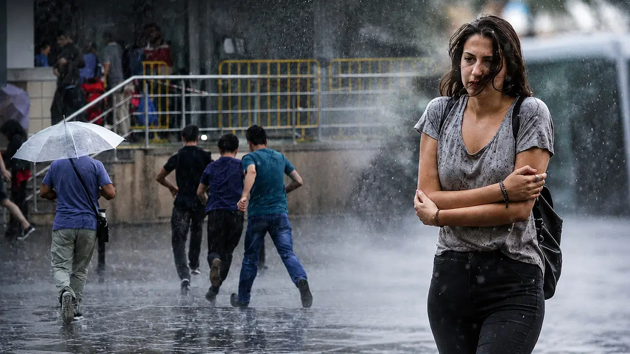 6 İl İçin “Sarı” Kodlu Sağanak Uyarısı: Kuvvetli Yağış Alarmı