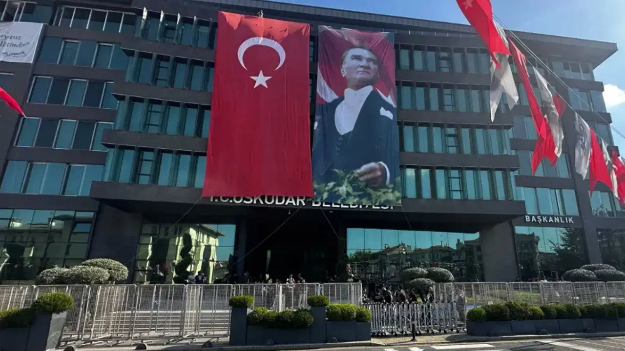 Üsküdar’da başkanvekili seçimi sonrası siyasi gerilim: Muhalefetten AK Parti’ye sert tepki