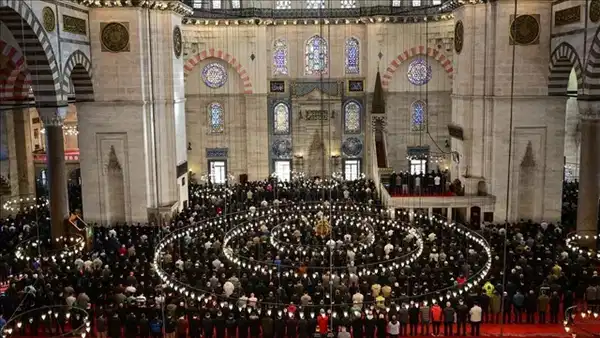 Diyanet'in 25 Eylül hutbesinde sosyal medya uyarısı: “Bir sözü paylaşmadan önce doğruluğuna bakın”