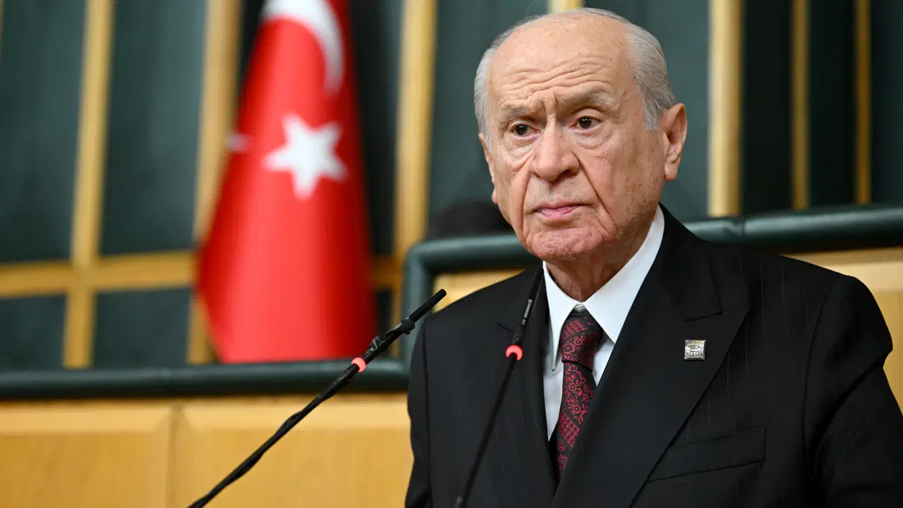 Bahçeli’den Azerbaycan Tepkisi: “Kardeşlik Bağımızı Zedeleyecek Adımlara İzin Vermeyiz”